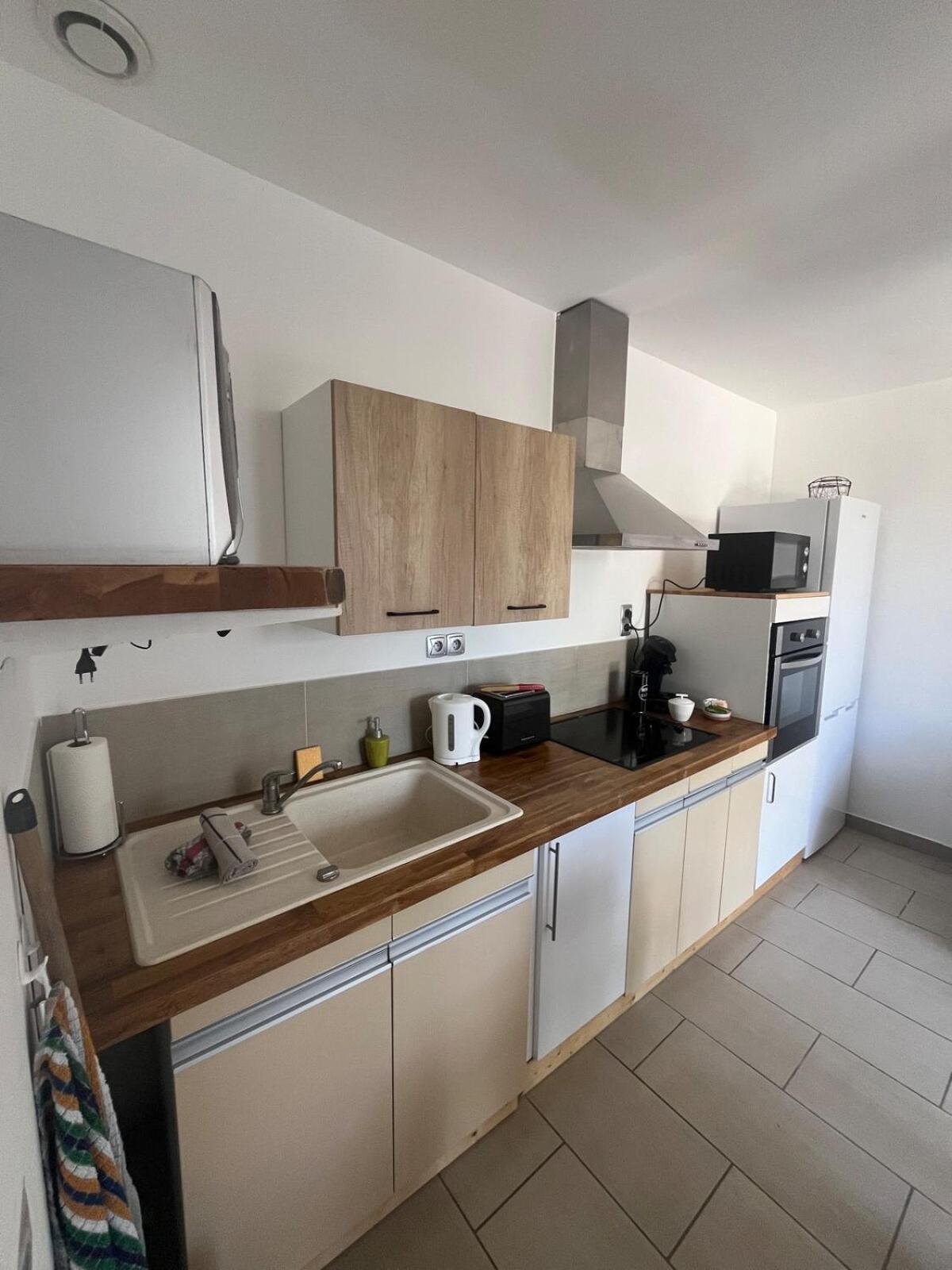 Malataverne Studio Cosy Avec Climatisation Et Terrasse מראה חיצוני תמונה