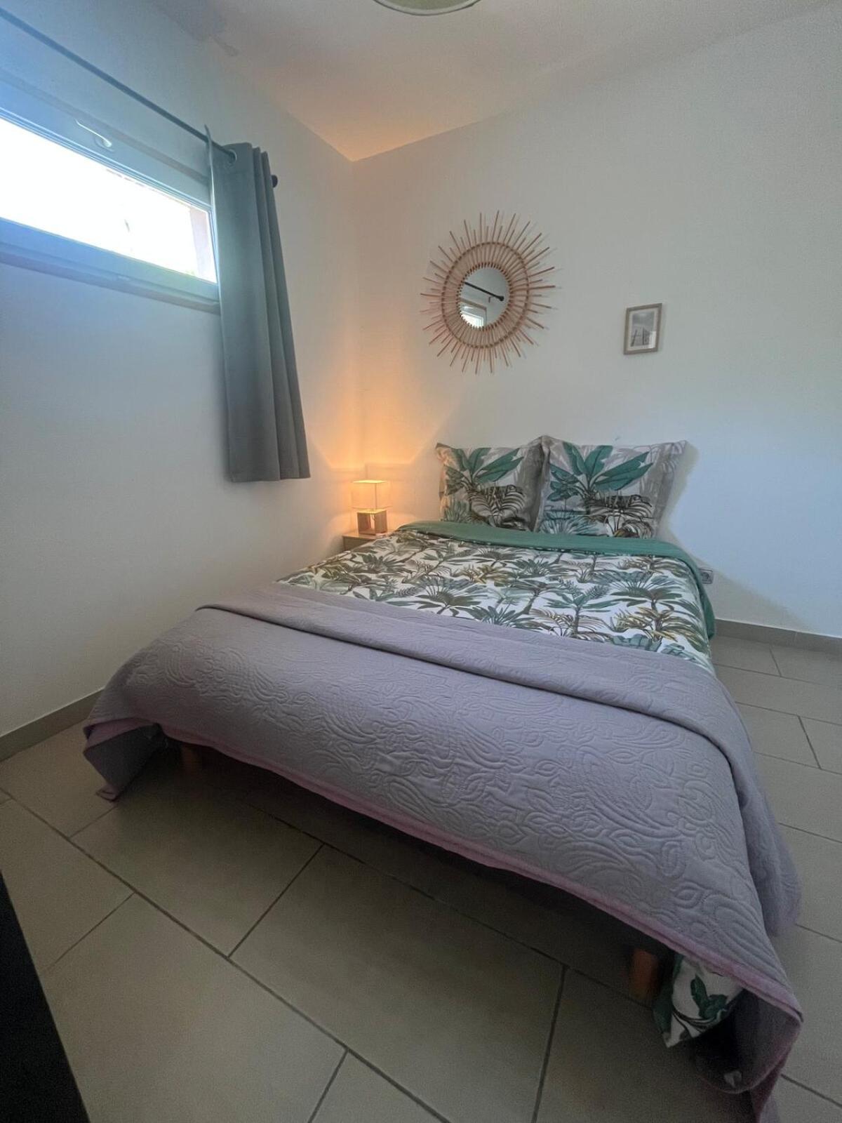 Malataverne Studio Cosy Avec Climatisation Et Terrasse מראה חיצוני תמונה