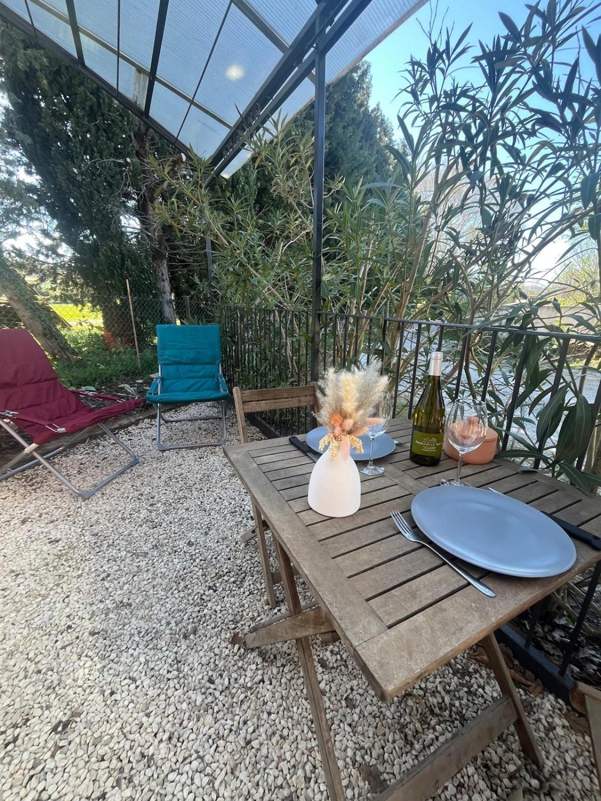 Malataverne Studio Cosy Avec Climatisation Et Terrasse מראה חיצוני תמונה