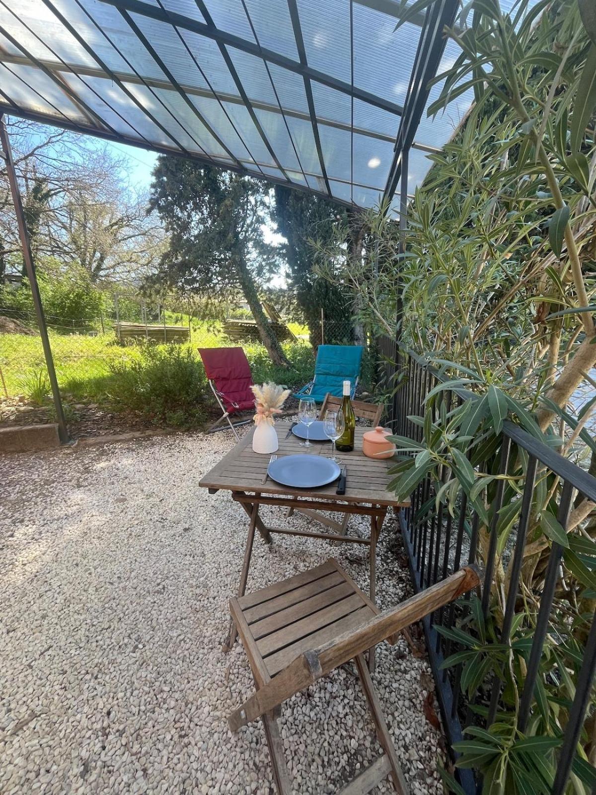 Malataverne Studio Cosy Avec Climatisation Et Terrasse מראה חיצוני תמונה